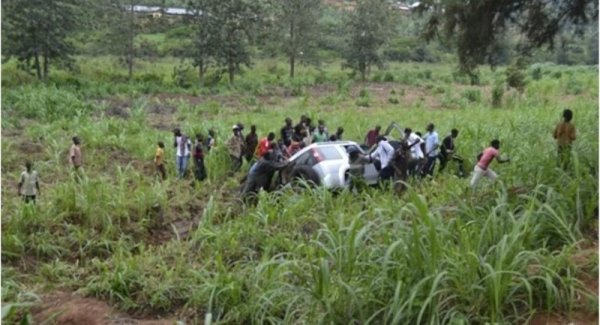 The car of Toyota Jeep make driven by Nzaramba François swerved off the road and hit dead four pedestrians leaving the driver and the other passenger in the same car injured.