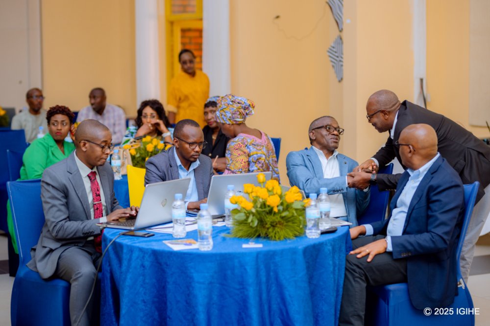 The meeting brought together shareholders from across the country. 