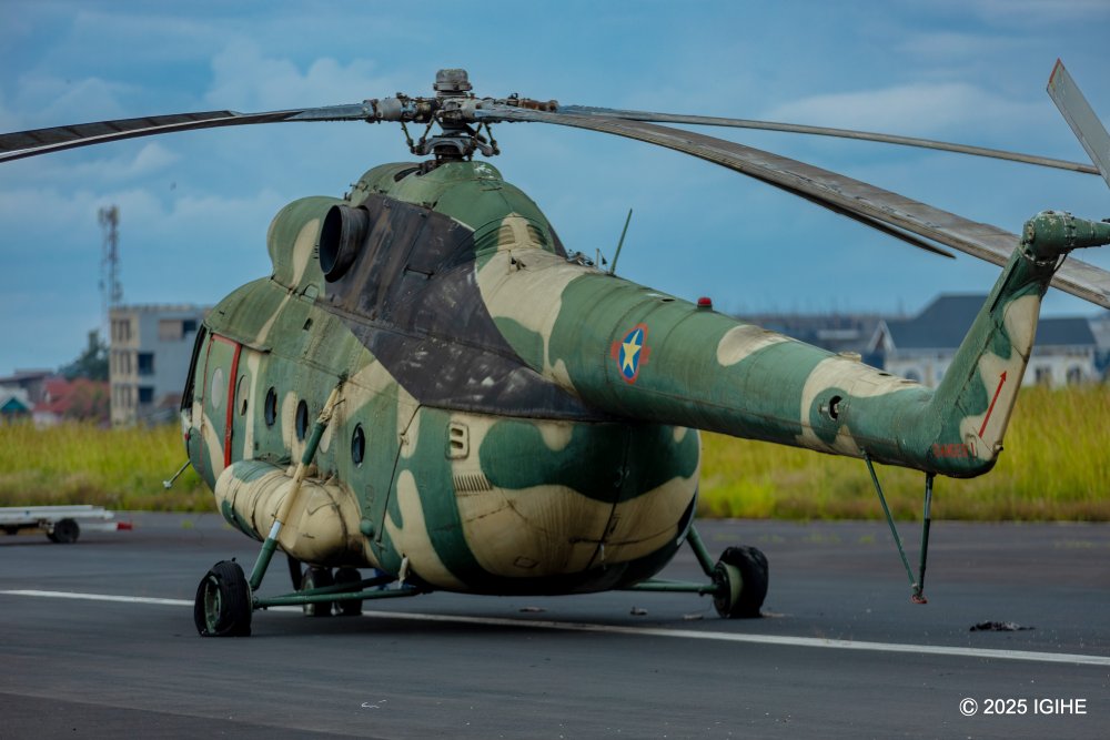 The DRC armed forces abandoned their helicopter at Goma Airport before it was captured by AFC/M23.