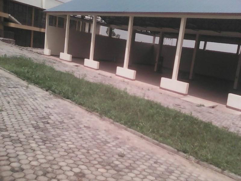 Kayonza residents decry constructions of the crafts center