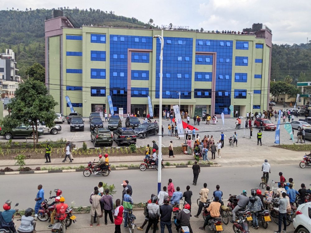 The four-level structure offers 2,500 square meters of space per floor, not including the roof and basement.