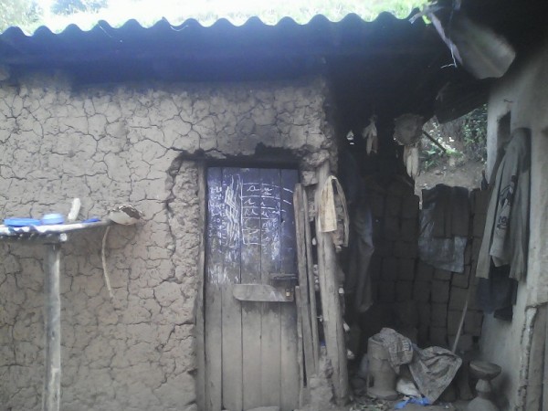 The residence of Mukamana before she was selected among beneficiaries of Girinka program in 2006.