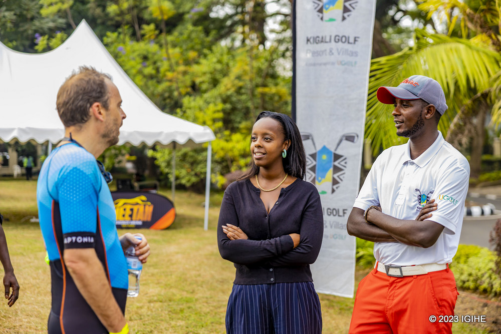 Amanda Isimbi (in the middle), the deputy manager of Kigali Golf Resort & Villas said that the primary aim of their participation in the tournament was to showcase that Golf is indeed a sport for everyone.