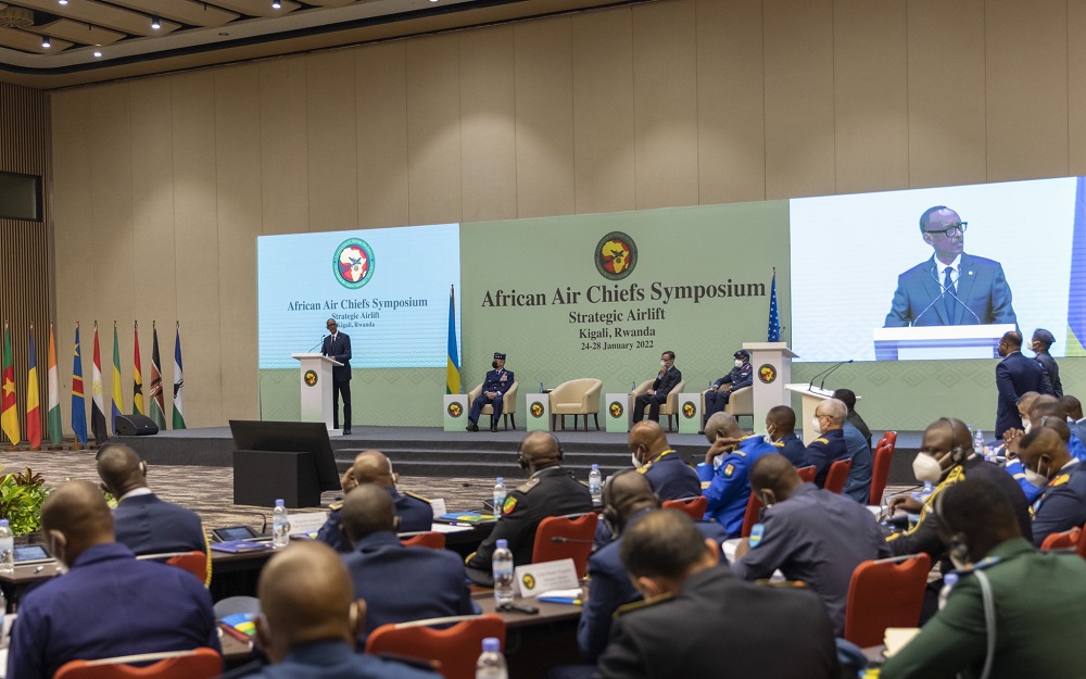 Kagame urged African countries to prioritise partnerships.