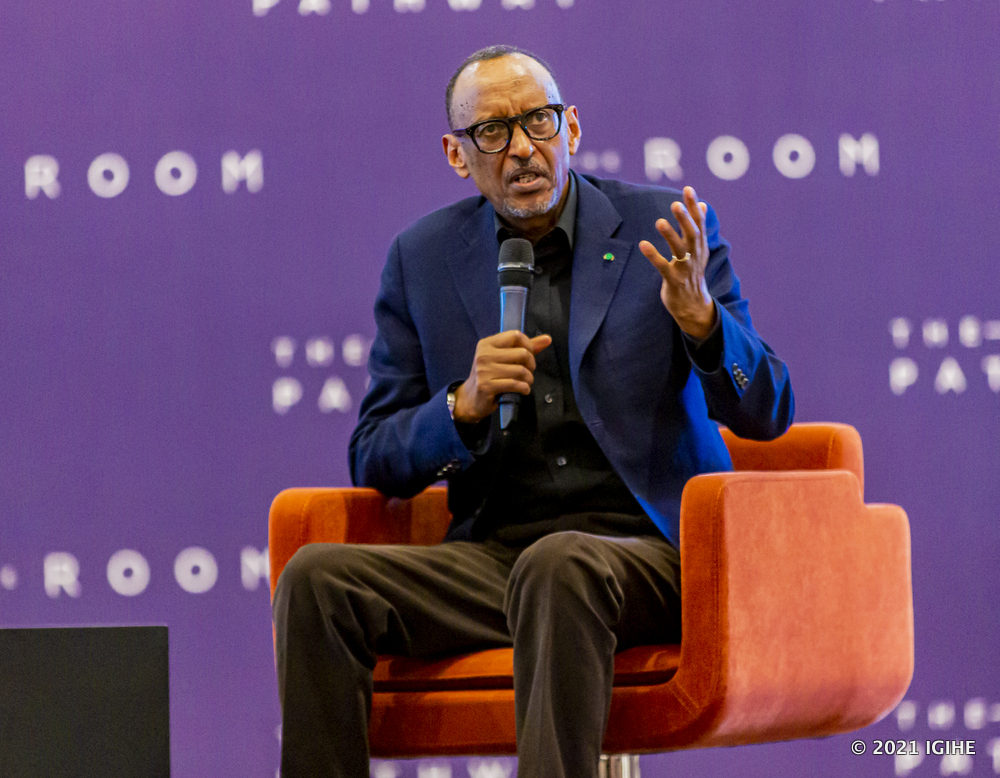 President Paul Kagame  has said that he would stop his car to remove trashes on the road before resuming his journey.  