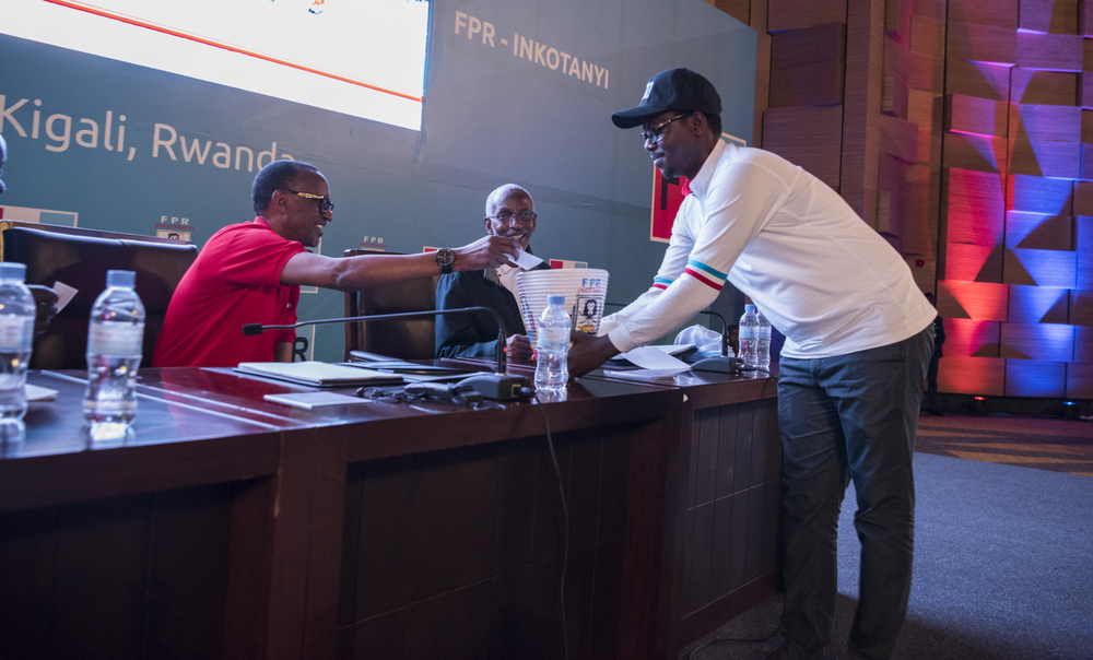 President Paul Kagame casting the ballot during the congress of RPF Inkotanyi.