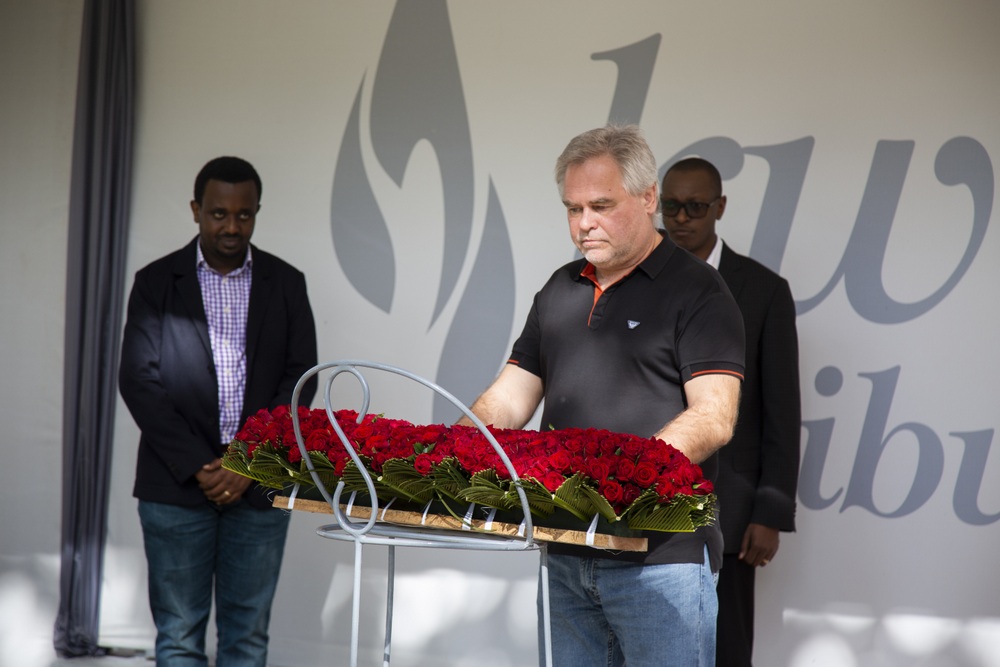 Eugene Kaspersky, the founder of the global cyber-security firm, Kaspersky Lab, laying a wreath at the memorial site