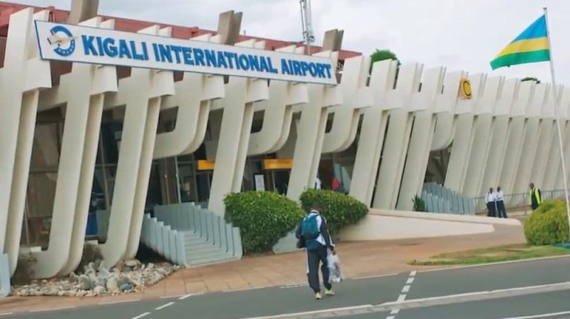 Travellers are also advised to monitor for MVD symptoms—such as fever, severe headaches, muscle aches, vomiting, and diarrhea—before departing Rwanda and to seek medical advice immediately if they experience any of these symptoms.