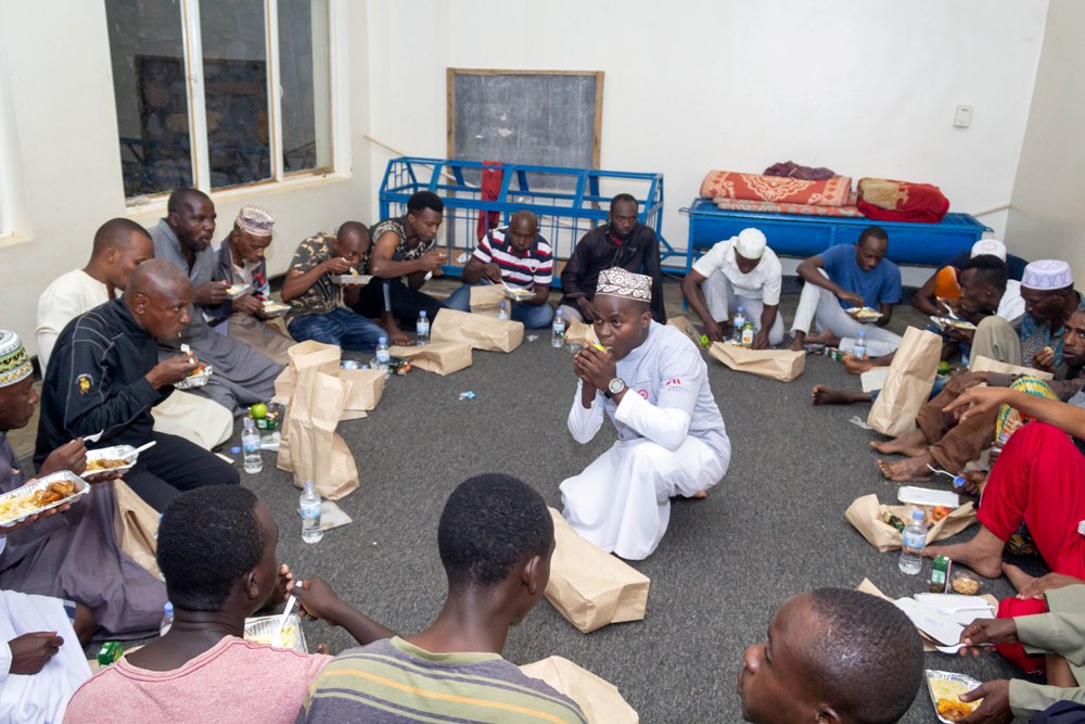 Kigali Marriott Hotel staff sharing iftar with Muslims at Mar’wa Rah’Man Mosque in Rwarutabura, Nyamirambo on Wednesday
