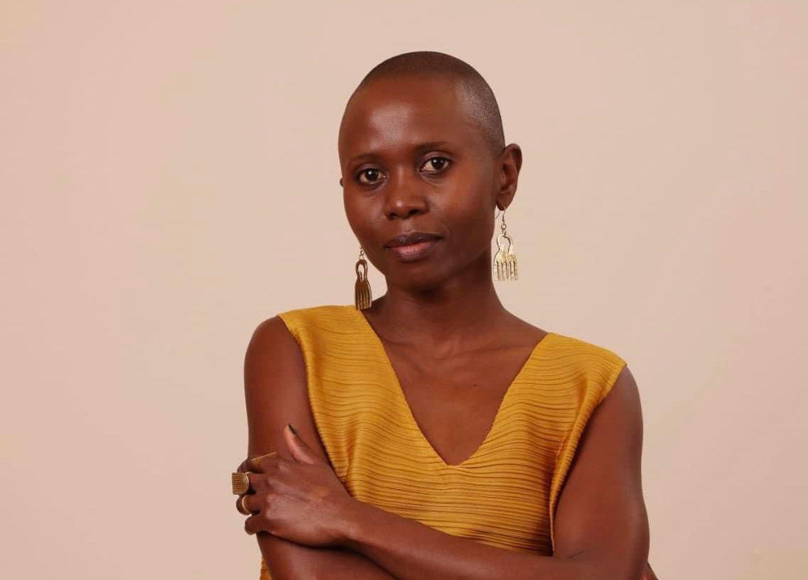 Eliane Umuhire won the Best Actress Award at the Karlovy Vary Film Festival in 2017 for her role in the Polish film "Birds are Singing in Kigali" (Ptaki śpiewają w Kigali).