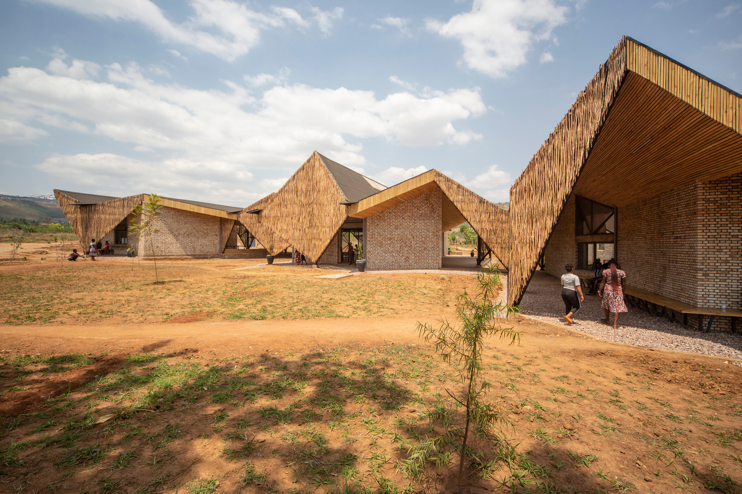 The building is located in Rwinkwavu Sector, Kayonza District.