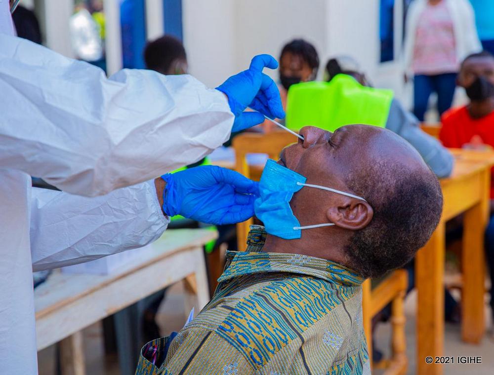 RBC has announced that the price of rapid diagnostic test for COVID-19 in private clinics shall not exceed Rwf5, 000 effective 9th August 2021.
