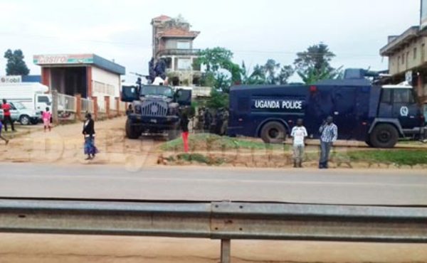 Security has been tightened along Entebbe road in anticipation of opposition leader Dr Kizza Besigye's return from abroad