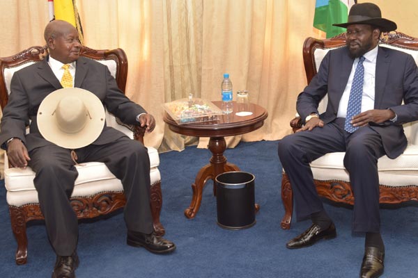 Ugandan president Museveni and his counterpart Salva Kiir. Uganda is seen as a key player in the stability of his South Sudan.
