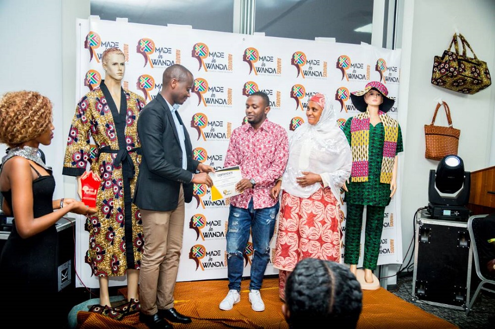 Luqman Mahoro awarded as Best Photographer