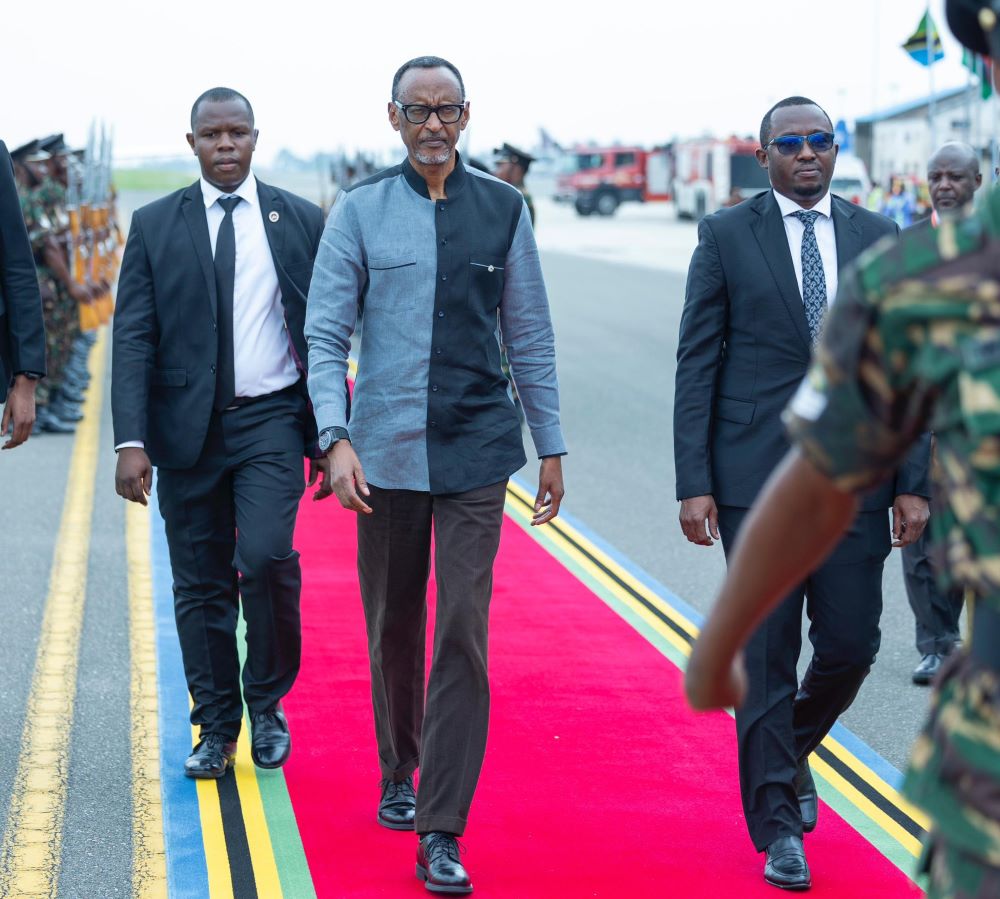 President Kagame has arrived in Zanzibar City, for celebrations marking the 60th anniversary of the Zanzibar Revolution.