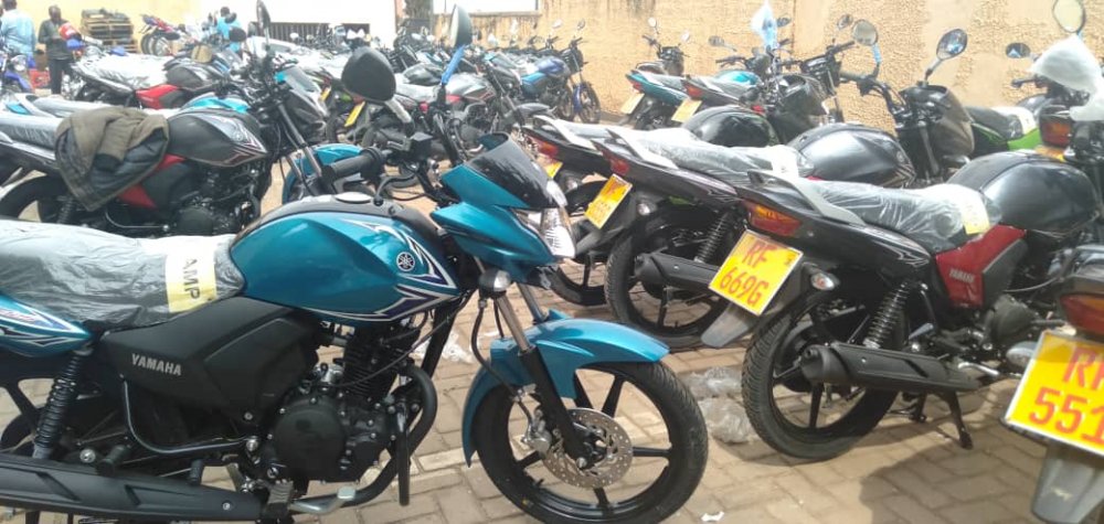 This time 104 motorcycles were donated to 26 cooperatives