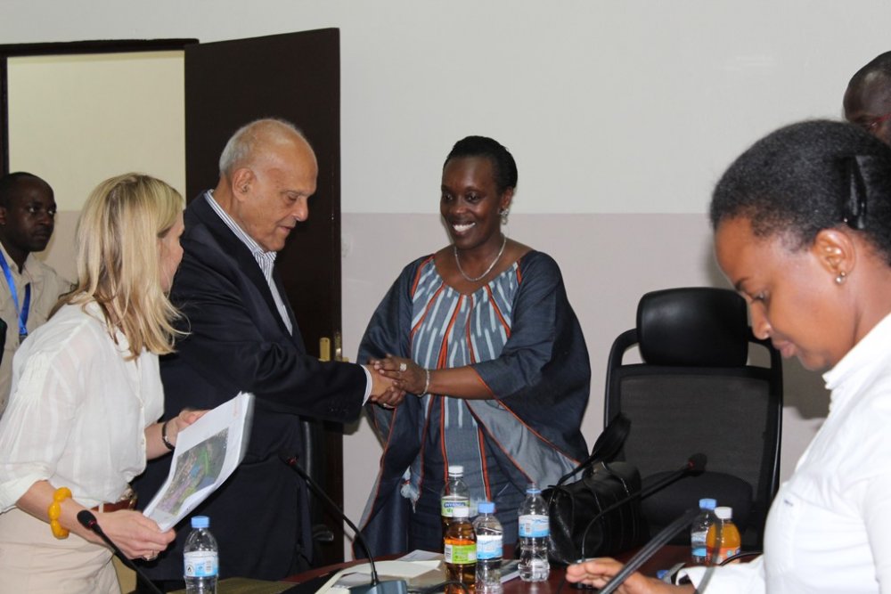 Prof Dr Sir Magdi Yacoub Habib was welcomed by the Minister of Health Dr. Diane Gashumba