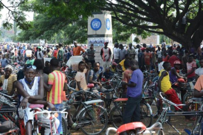 Protesters before UN place in Bujumbura.