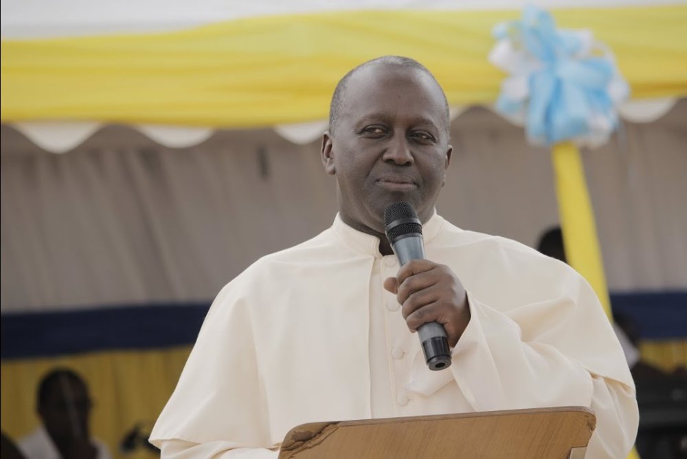 Born on April 3, 1964, in Kigali, Bishop-elect Ntagungira began his spiritual journey in the Kigali minor seminary, followed by the Rutongo preparatory seminary. He also pursued advanced studies in philosophy and theology at the Nyakibanda major seminary, setting the stage for his lifelong dedication to the Catholic Church.