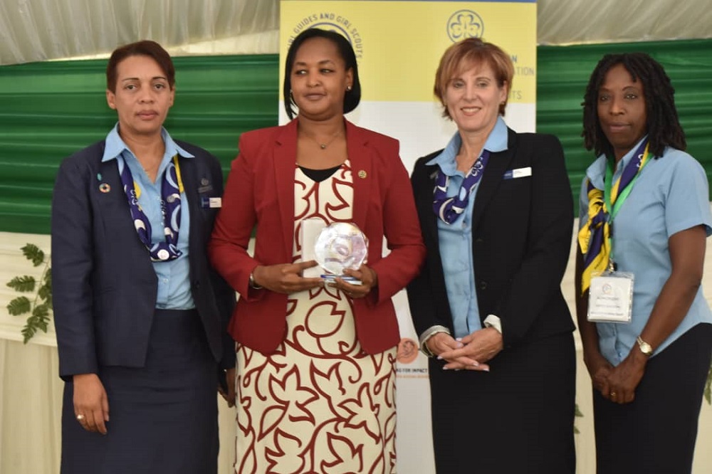 The Minister of Youth, Rosemary Mbabazi received the award on behalf of Madam Jeannette Kagame.