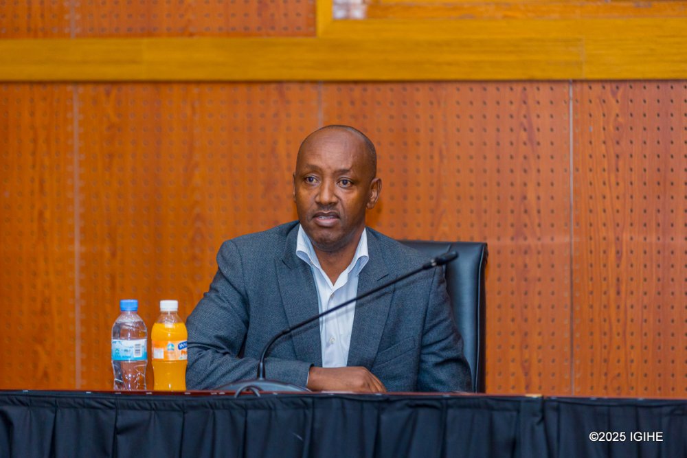 Alex Mutamba, Division Manager for EAC and Eastern Africa Affairs at the Ministry of Foreign Affairs emphasized that Rwanda values strong regional ties and offers assistance without discrimination.