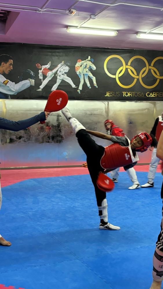 Michelle Tau during one of her training sessions in Spain at the Club De Taekwondo Tortosa.