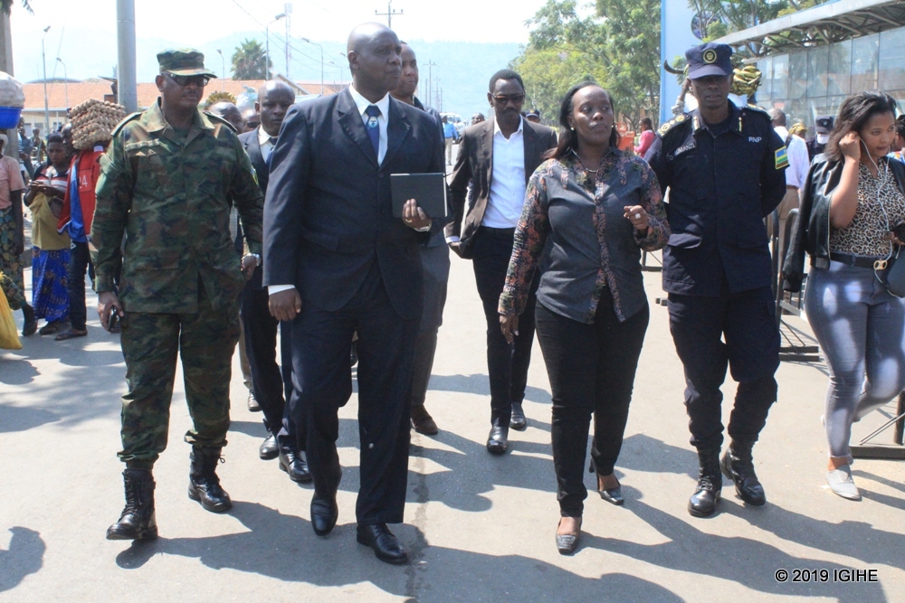 The Minister of Health (MINISANTE), Dr. Diane Gashumba in a tour of Rubavu district supervising the implementation of measures to prevent Ebola Virus Disease.
