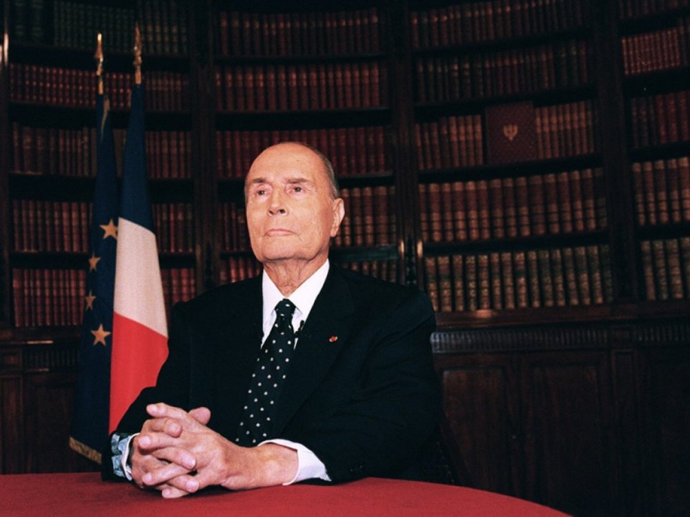 François Mitterrand allegedly ignored the warnings of Genocide against the Tutsi. 