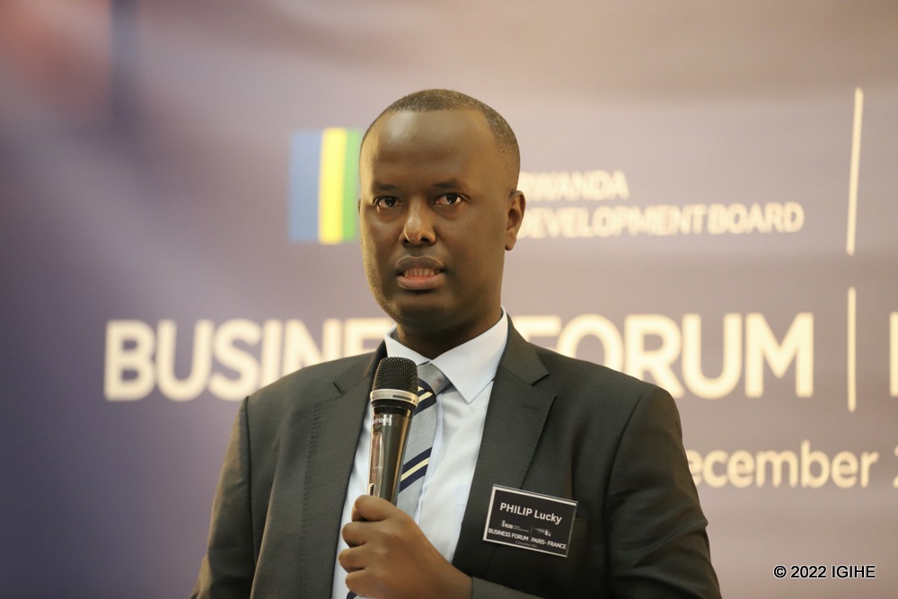 Philip Lucky, a representative from RDB delivering a talk. 