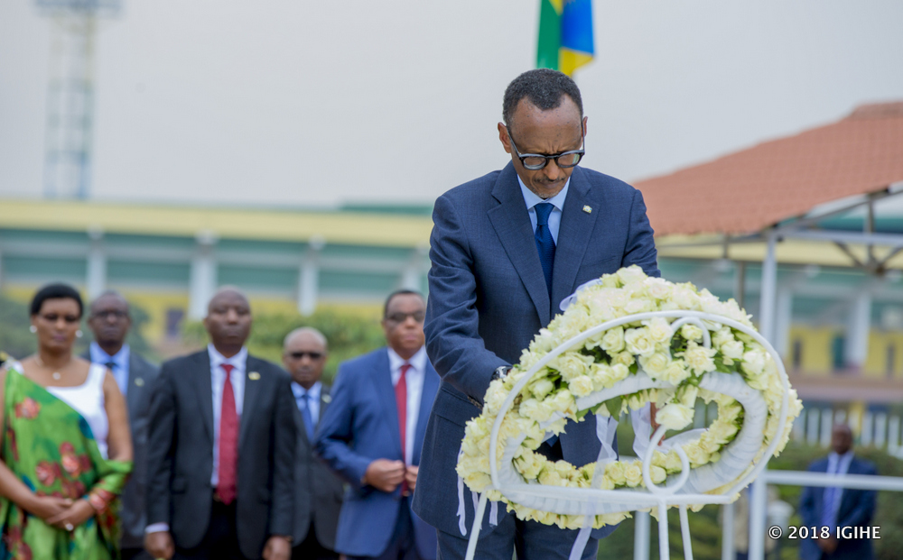President Kagame lay wreaths at the Heroes’ Square in Remera, Kigali