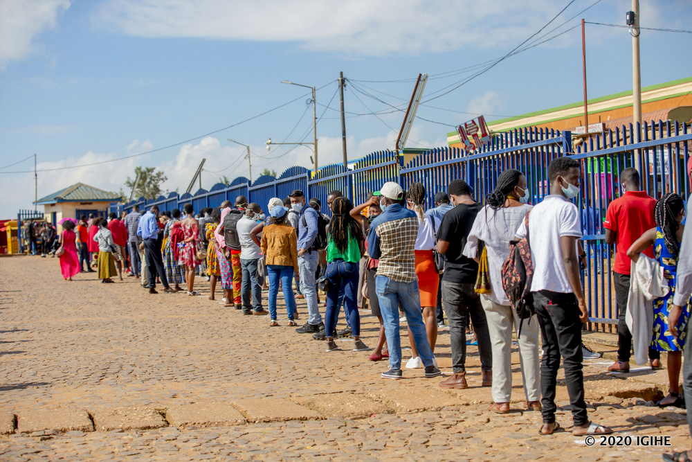 Public transport system in Kigali had more demand than supply on Monday May 5, as the lockdown was eased, leaving many passengers stranded across the city.