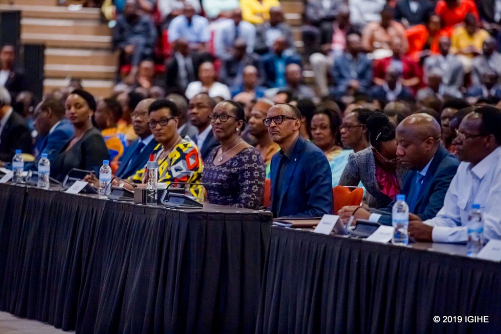 The president Kagame wished Rwandans a happy festive season and congratulated them for all that has been achieved together this year.