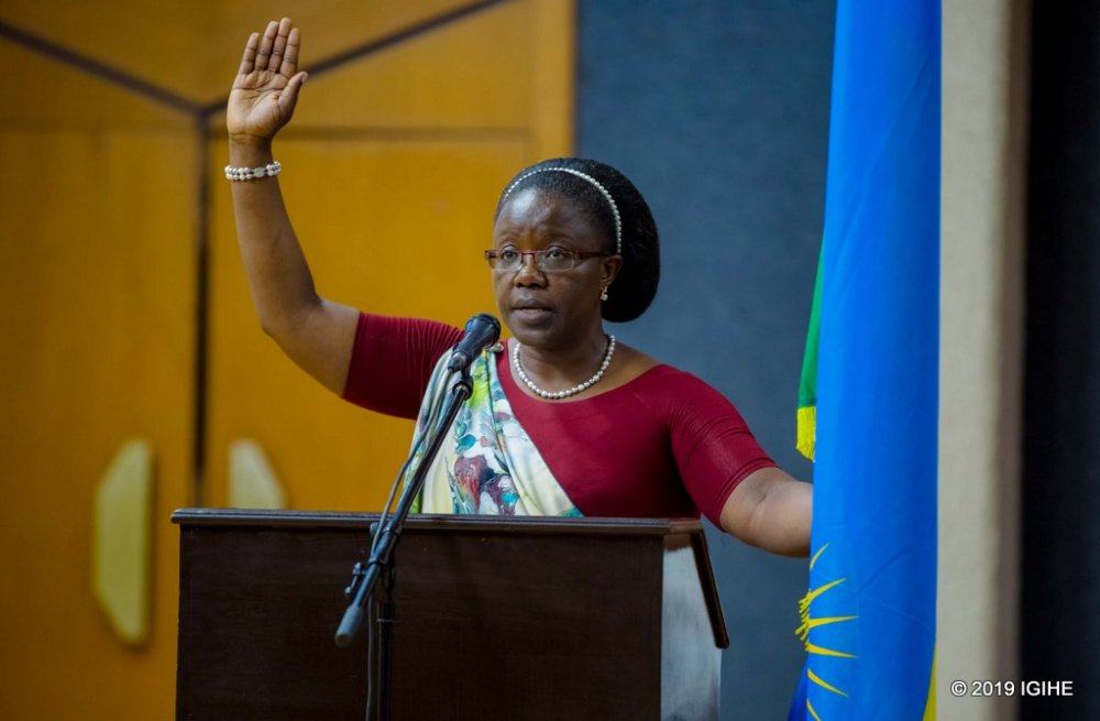 Jeanne d’Arc Mujawamariya swearing in to her new position