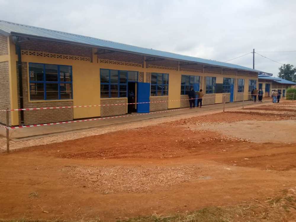 Southern Province Governor Alice Kayitesi commended Nyaruguru District for leading the way in building new classrooms.