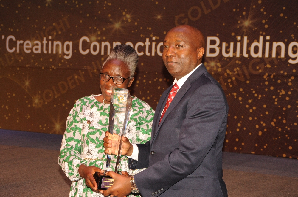 Donatha Mukanyarwaya awarded for environment protection in her business