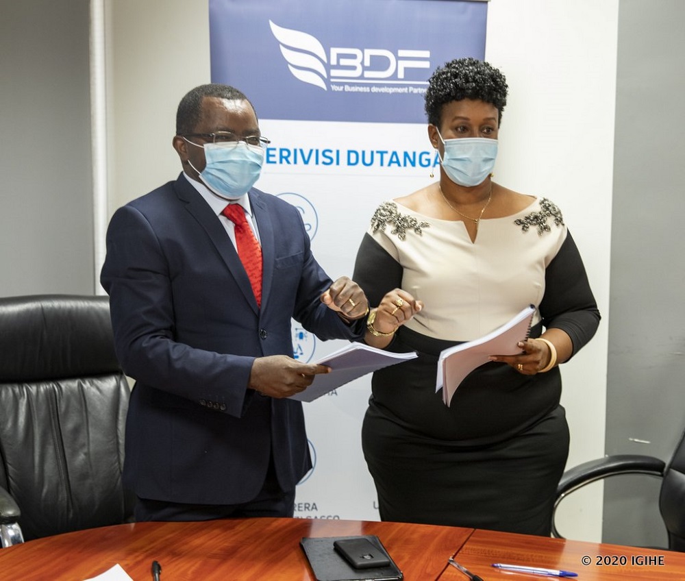 Vincent Munyeshaka recently appointed by the cabinet has taken over from the Acting CEO of Business Development Fund (BDF), Monique Umugwaneza.