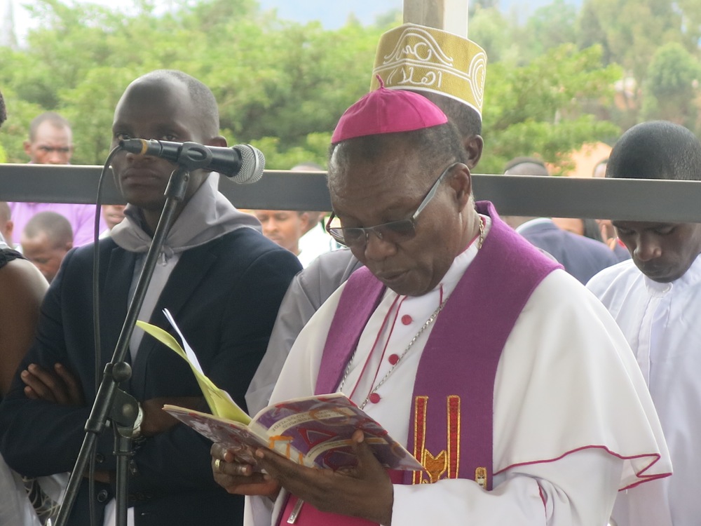 The Catholic Church Spokesperson, Bishop Philippe Rukamba has said that Christians and priests are all called on supporting the value of upholding Rwandans’ unity.