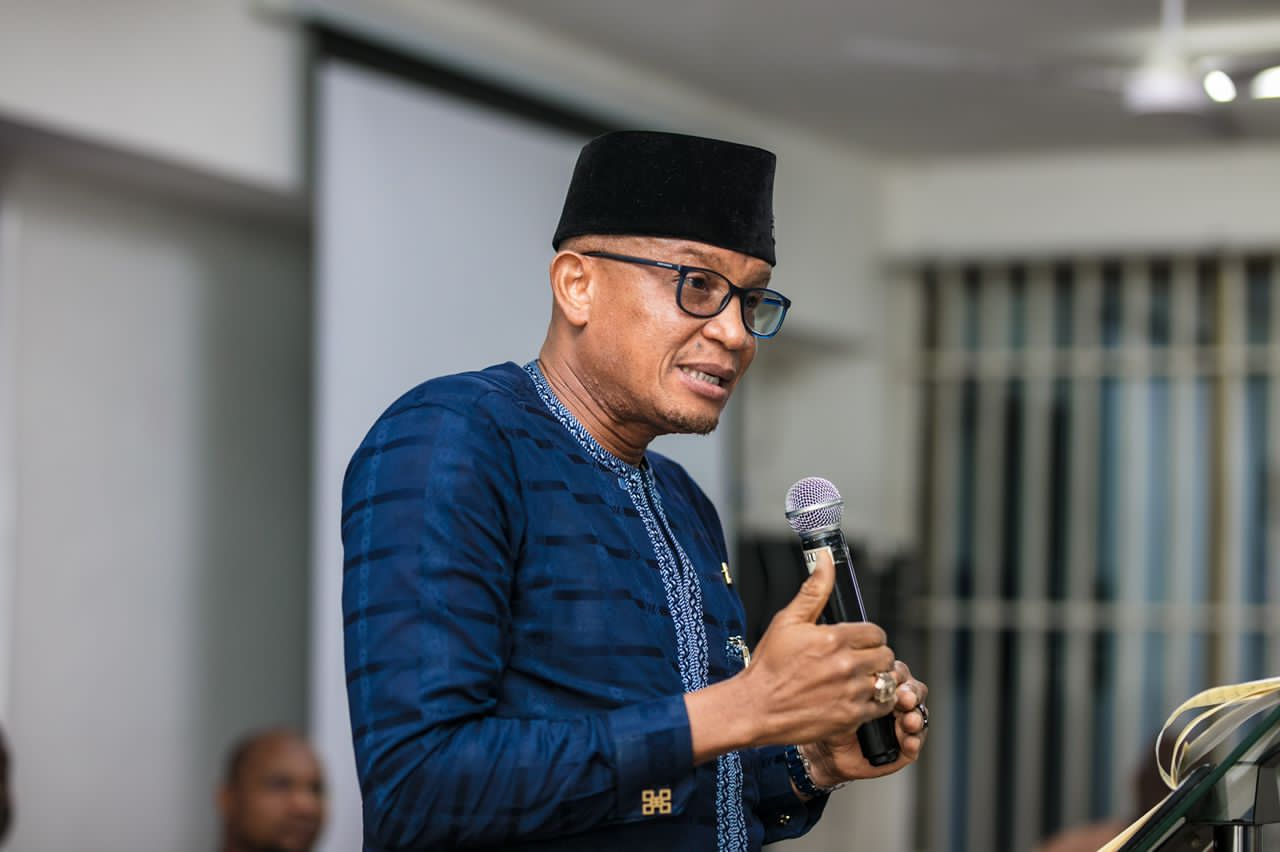 Mustapha Abdul-Hamid, the CEO of the National Petroleum Authority (NPA) in Ghana, has criticized the push for African countries to quickly move away from using fossil fuels like oil and gas and adopt other renewable energy sources.