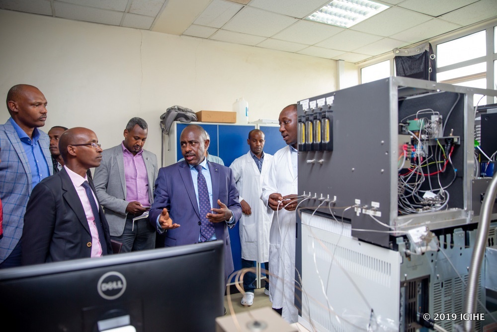 Education Minister, Dr. Eugene Mutimura officiated the launch of Rwanda Climate Observatory with Medusa