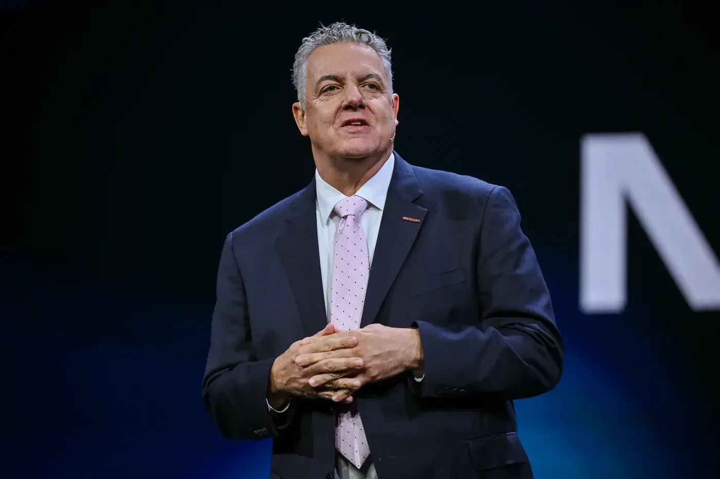 In an exclusive interview with IGIHE, John Giusti, GSMA’s Deputy Director General, reflected on the summit’s evolution and the organisation’s strategy to make digital access more inclusive.