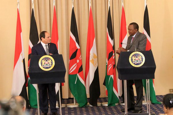 Egypt's President Abdel Fattah el-Sisi (left) with President Uhuru Kenyatta at State House in Nairobi on February 18, 2017.