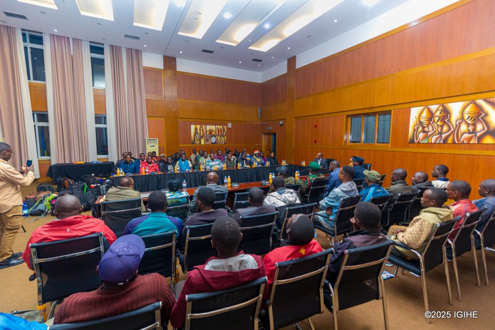 The drivers expressed deep gratitude to the Rwandan government for providing them with food, shelter, and other necessities at its own expense until they were safely handed over to their embassies.