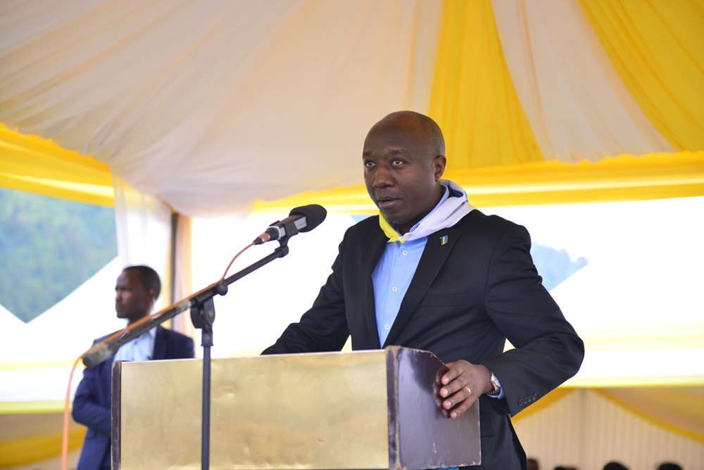 Premier Ngirente speaks to youth