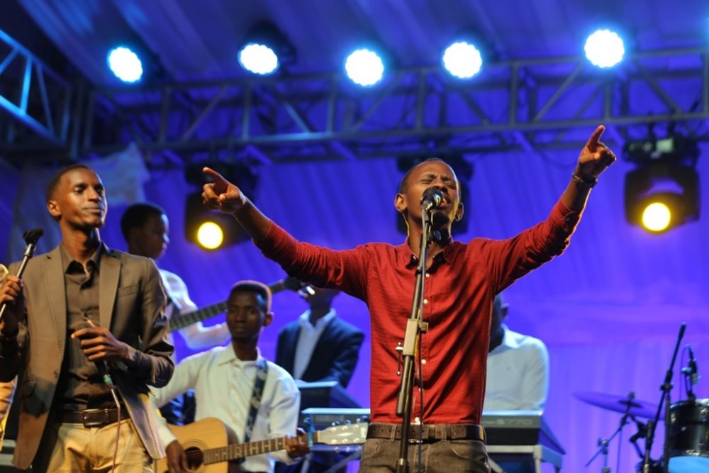 Rwanda’s gospel singer, Prosper Nkomezi has organized a big concert ‘Ibasha Gukora Live Concert’.