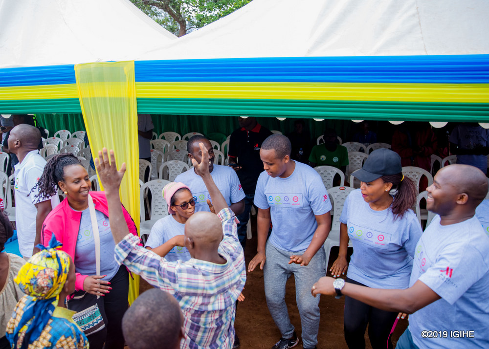 After the community work, citizens and Kigali Marriott Hotel, were dancing