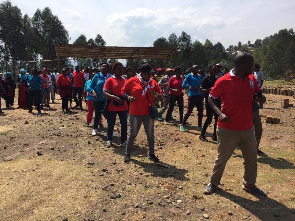 Members of RPF Inkotanyi in Musanze district have committed to construct 10,000 latrines for needy families to fight against poor hygiene. 