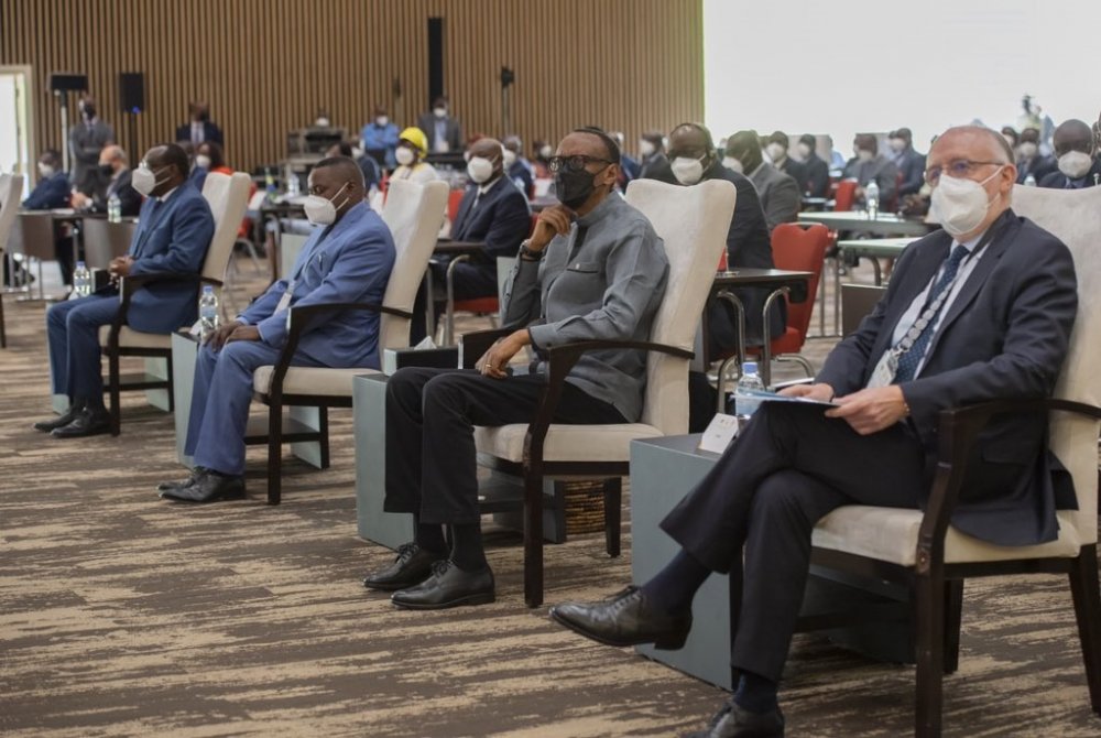 From left: the President of the International Civil Aviation Organization (ICAO), Salvatore Sciacchitano; President Kagame  (the guest of honour); the President of the African Civil Aviation Commission (AFCAC), Gabriel Lesa, Gabriel Lesa and the Minister of Infrastructure, Amb. Claver Gatete following presentations. 