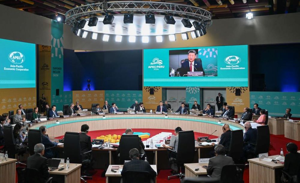 Chinese President Xi Jinping delivers an important speech under the title "Shouldering Responsibility to Our Times And Jointly Promoting Asia-Pacific Development" at the 31st APEC Economic Leaders' Meeting at the Lima Convention Center in Lima, Peru, Nov. 16, 2024. (Xinhua/Xie Huanchi)