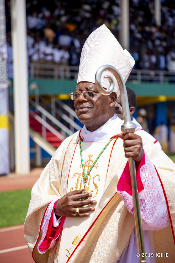 Outgoing Arcbishop Thadee Ntihinyurwa who retired last year